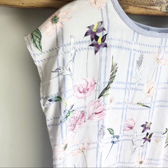 Zara short sleeve blouse - Picture 2 of 5